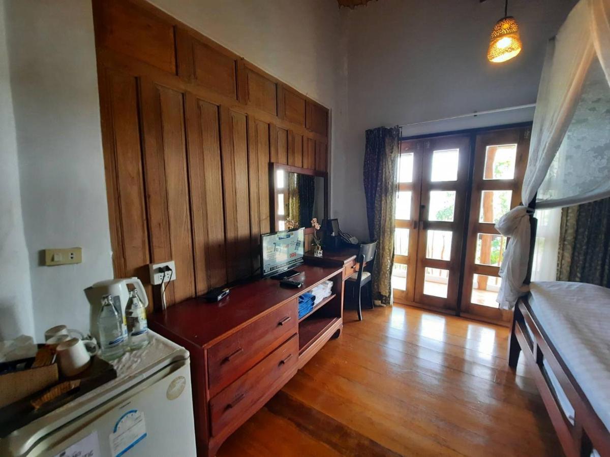 Koh Mak Cococape Resort Exterior photo